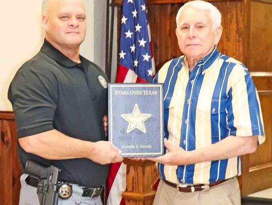 Author publishes  definitive history of Texas sheriffs