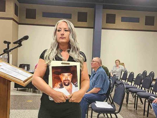 County residents defend, decry sheriff