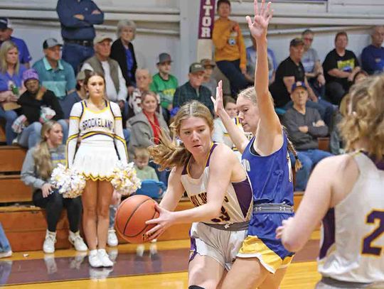 ‘Jackets, Lady Jackets take on Zavalla, Brookeland