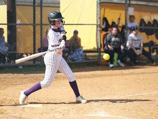 Lady Jackets take on Spurger Lady Pirates