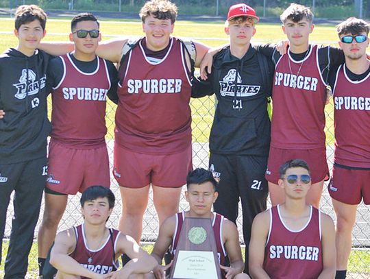 Spurger Pirate runners earn first-place at district track meet