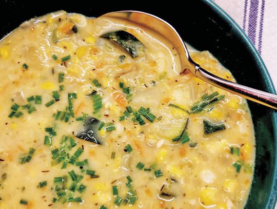 Summer Corn & Zucchini Chowder