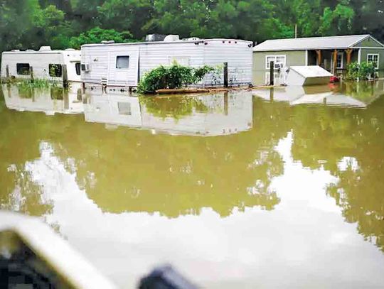 Weak infrastructure, distrust make communication during natural disasters hard on rural Texas