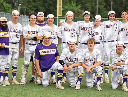 Yellowjackets are bi-district champs; Butter celebrates 100th career win