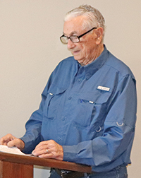 Warren resident Jim Willis speaks to the Tyler County Commissioners Court on Monday morning about concerns with dogs near the Watson Preserve.  CHRIS EDWARDS | TCB