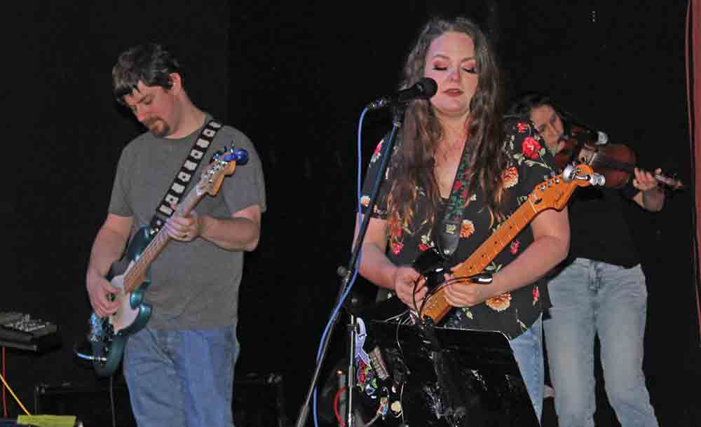 Sarah Fussell and Cory Horton of the Pegwinders lay down a soulful blend of southern-flavored rock and roll during their closing set.