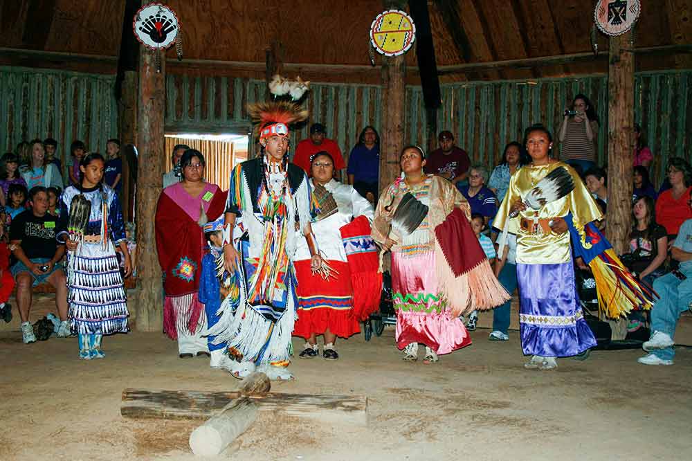 powwow filephoto