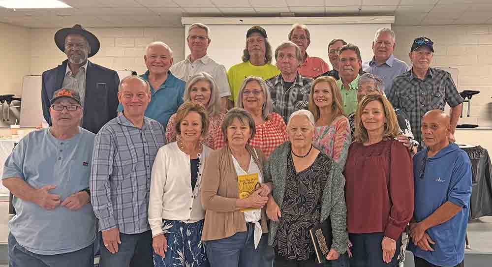 Reunion attendees enjoyed the fellowship and a few strolls down memory lane. PHOTO BY MICHAEL G. MANESS