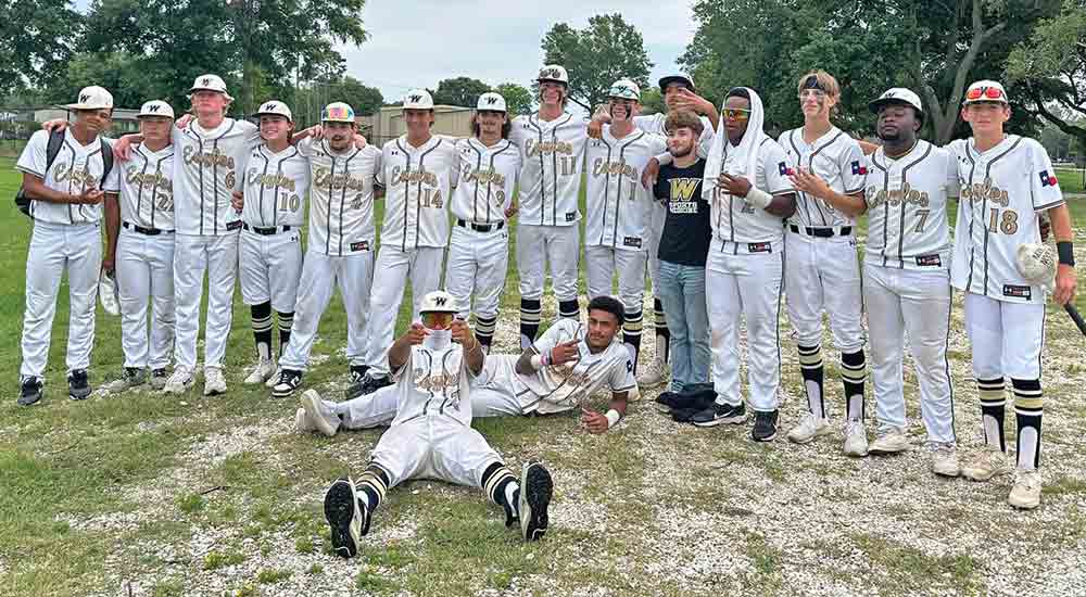 The Woodville Eagles celebrate a season under their belts. JASON DRAKE | TCB